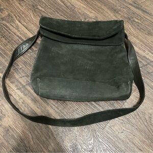 Vintage Talbots 100% Suede Shoulder Bag Black Lined Pockets Casual Womens